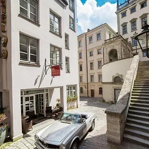3* Hotell Am Rathaus